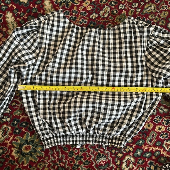 NWT Gingham Keyhole O Ring Front Tie Top - Picture 7 of 8